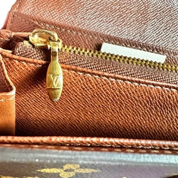 💯Authentic Louis Vuitton Monogram Vachetta Leather Boetie Sarah Wallet Dust Bag - Picture 6 of 13